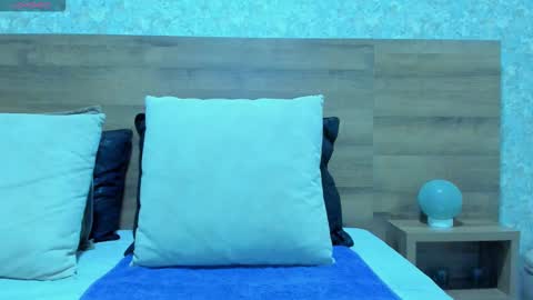Snapshot of nicolaskan chatting on September 17, 2025, 12:18 pm Nicolas online show from September 17, 2025, 12:18 pm