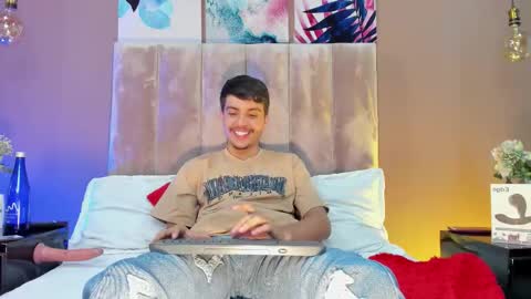 Nicolas Rey online show from November 18, 2025, 3:45 am