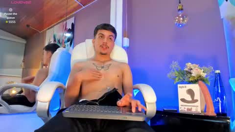 Nicolas Rey online show from November 26, 2025, 5:19 am