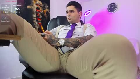 Nicolas Fellener online show from October 7, 2025, 4:09 am