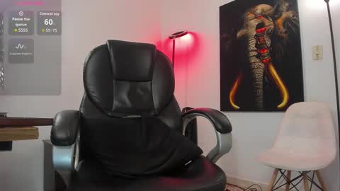 Nicolas Fellener online show from October 16, 2025, 5:08 am