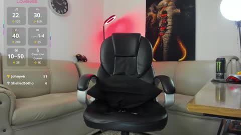 Nicolas Fellener online show from December 17, 2025, 4:29 am