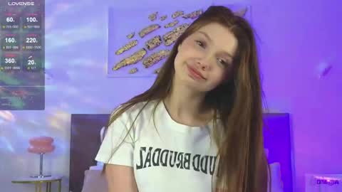 Nicole online show from November 1, 2025, 9:39 pm