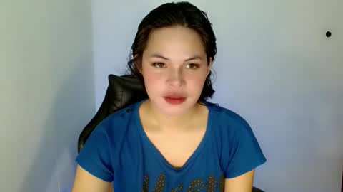 nicole_kiss01 online show from October 22, 2025, 7:52 am