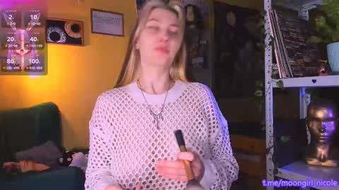 Nicole online show from November 16, 2025, 6:13 pm