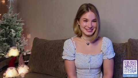 Snapshot of nicole_w00 chatting on December 13, 2024, 5:21 pm Nicole online show from December 13, 2024, 5:21 pm