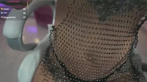 Snapshot of nicolecrawft chatting on October 8, 2025, 7:44 pm Nicole Crawft online show from October 8, 2025, 7:44 pm