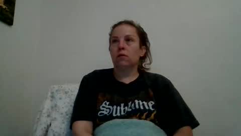 Nicole online show from April 19, 2026, 11:53 am