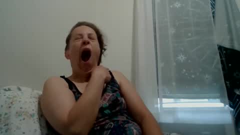 Nicole online show from June 2, 2026, 12:18 pm