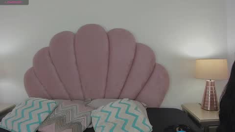 NICOLE online show from September 16, 2025, 12:28 pm