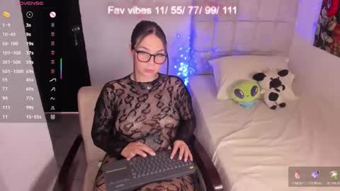 Snapshot of nicolepeachx chatting on May 1, 2026, 3:16 pm Nicol independent model online show from May 1, 2026, 3:16 pm