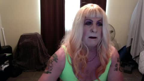 Snapshot of nicolescdfantasies chatting on May 11, 2026, 10:40 pm Nicole CD online show from May 11, 2026, 10:40 pm