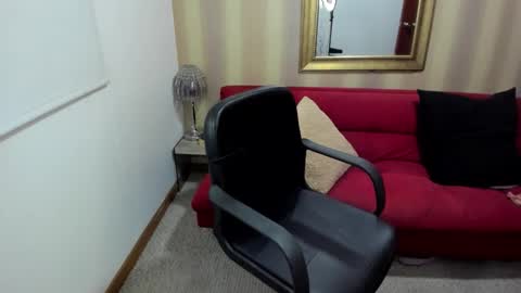 Nicolettcolin  online show from November 5, 2025, 11:16 pm