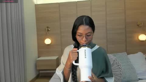 Snapshot of nicoll_ruiz_ chatting on May 16, 2026, 2:52 am Nicol online show from May 16, 2026, 2:52 am