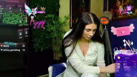 Snapshot of nicollepalmer chatting on May 15, 2026, 9:16 am Nicolle online show from May 15, 2026, 9:16 am