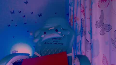 Nicolle Miley online show from April 3, 2026, 11:58 pm