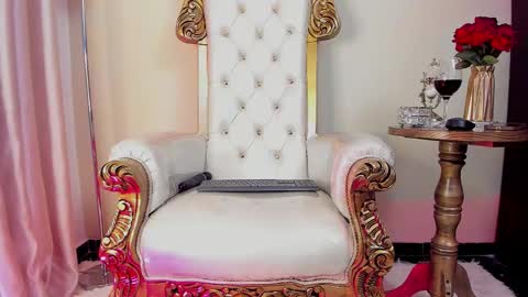 Snapshot of nicollette_miller chatting on September 27, 2025, 12:48 am Nicollette Miller online show from September 27, 2025, 12:48 am