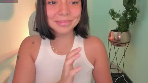 NicolRoss online show from January 2, 2025, 4:46 pm