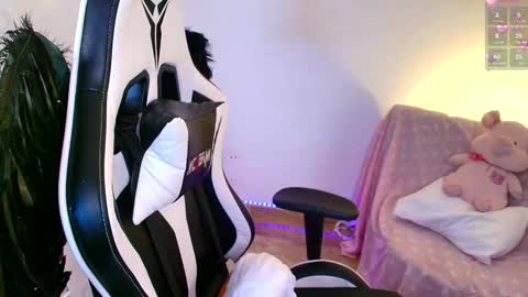 Nicol online show from January 2, 2025, 3:37 am