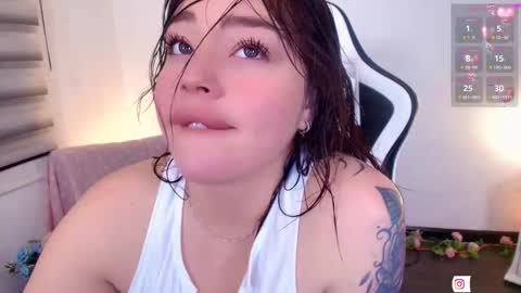 Nicol online show from October 31, 2025, 2:01 am