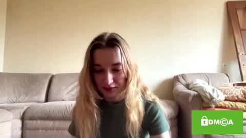 Mila online show from October 17, 2025, 9:23 am