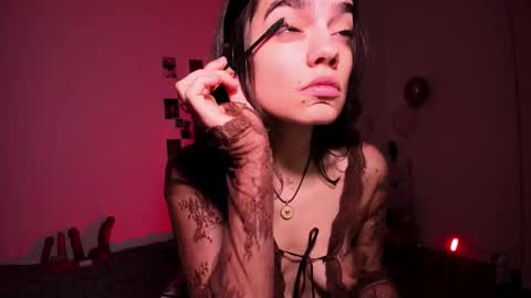 Daisy online show from November 21, 2025, 10:03 am