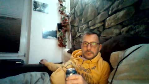 MikeVanDyck online show from November 24, 2025, 7:02 pm