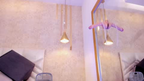 NiiaMoore online show from January 18, 2025, 6:03 am