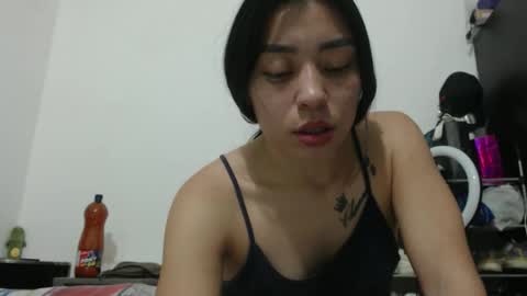 niiapeluche online show from January 16, 2026, 7:01 am