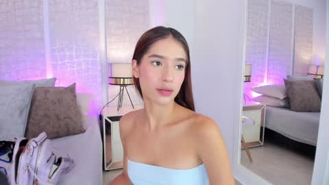 Niicole online show from January 23, 2025, 5:10 pm