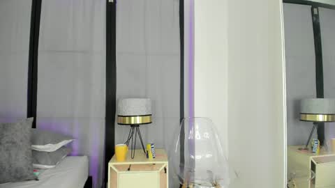 Snapshot of niicole_steele chatting on April 25, 2026, 8:06 pm Niicole online show from April 25, 2026, 8:06 pm