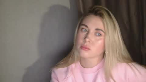 Snapshot of nika_flame chatting on January 12, 2026, 4:45 pm Nika online show from January 12, 2026, 4:45 pm