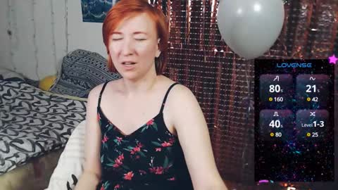 Snapshot of nika_fuchs chatting on February 21, 2025, 8:49 pm Nika online show from February 21, 2025, 8:49 pm