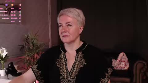 Snapshot of nika_smit chatting on July 16, 2026, 5:13 am Nika online show from July 16, 2026, 5:13 am