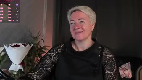 Snapshot of nika_smit chatting on July 25, 2026, 5:05 am Nika online show from July 25, 2026, 5:05 am