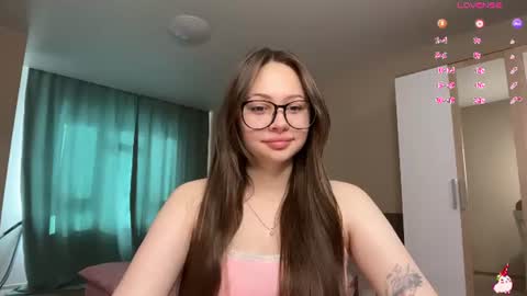 nikagpt online show from June 19, 2026, 7:01 am