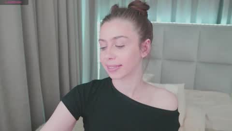 Snapshot of nikaletta chatting on May 16, 2026, 12:40 am Nika online show from May 16, 2026, 12:40 am