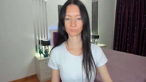 NikaLewis online show from October 17, 2025, 4:48 am