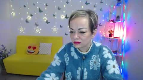 Snapshot of nikamayu chatting on April 28, 2026, 5:01 am Nika online show from April 28, 2026, 5:01 am