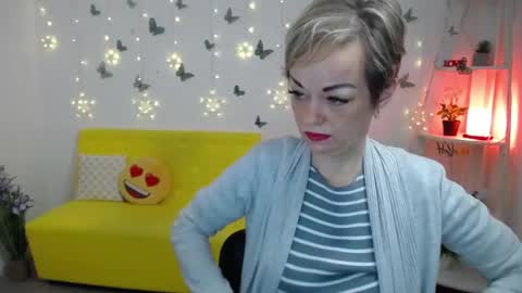 Snapshot of nikamayu chatting on May 8, 2026, 5:02 am Nika online show from May 8, 2026, 5:02 am