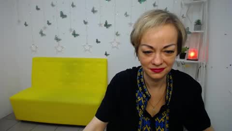 Snapshot of nikamayu chatting on May 14, 2026, 5:36 am Nika online show from May 14, 2026, 5:36 am