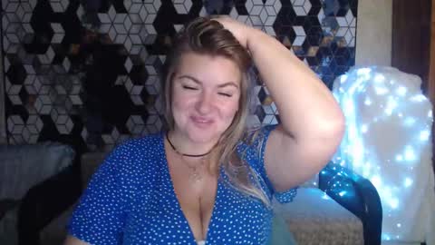 Nika online show from November 17, 2025, 8:03 pm