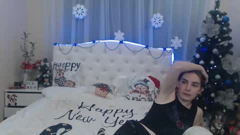 nikastarkk online show from January 4, 2025, 1:31 am