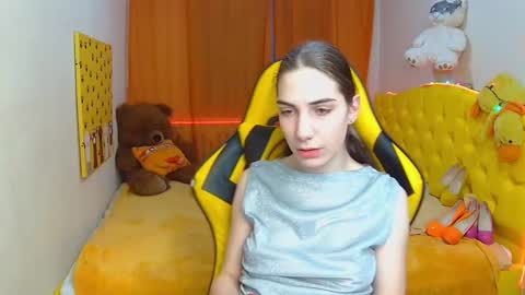 nikastarkk online show from February 10, 2025, 10:30 pm