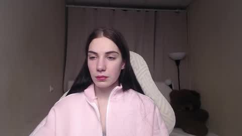 nikastarkk online show from February 11, 2026, 9:31 pm