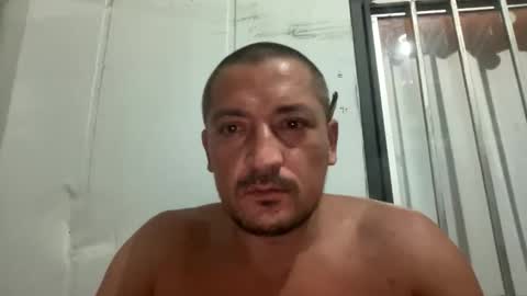 Snapshot of nikaulas chatting on April 26, 2026, 4:10 am Nasty Couple online show from April 26, 2026, 4:10 am