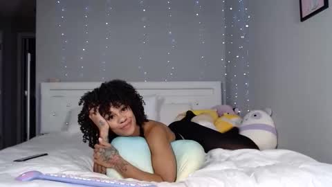 nikayasworld online show from October 28, 2025, 1:20 am