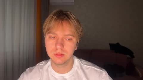 Celine online show from December 19, 2025, 5:25 am