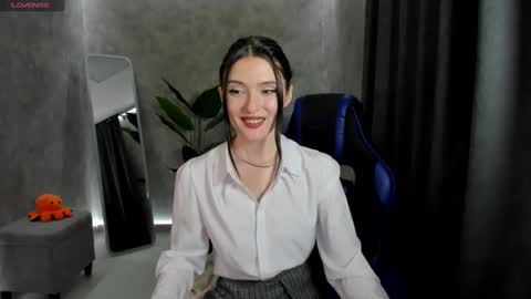 niki_cutes online show from January 21, 2025, 7:58 am