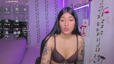 Niki online show from April 19, 2026, 6:10 pm